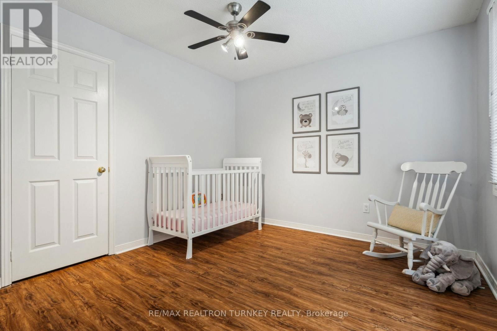 41 GOLDSMITH CRESCENT Image 32