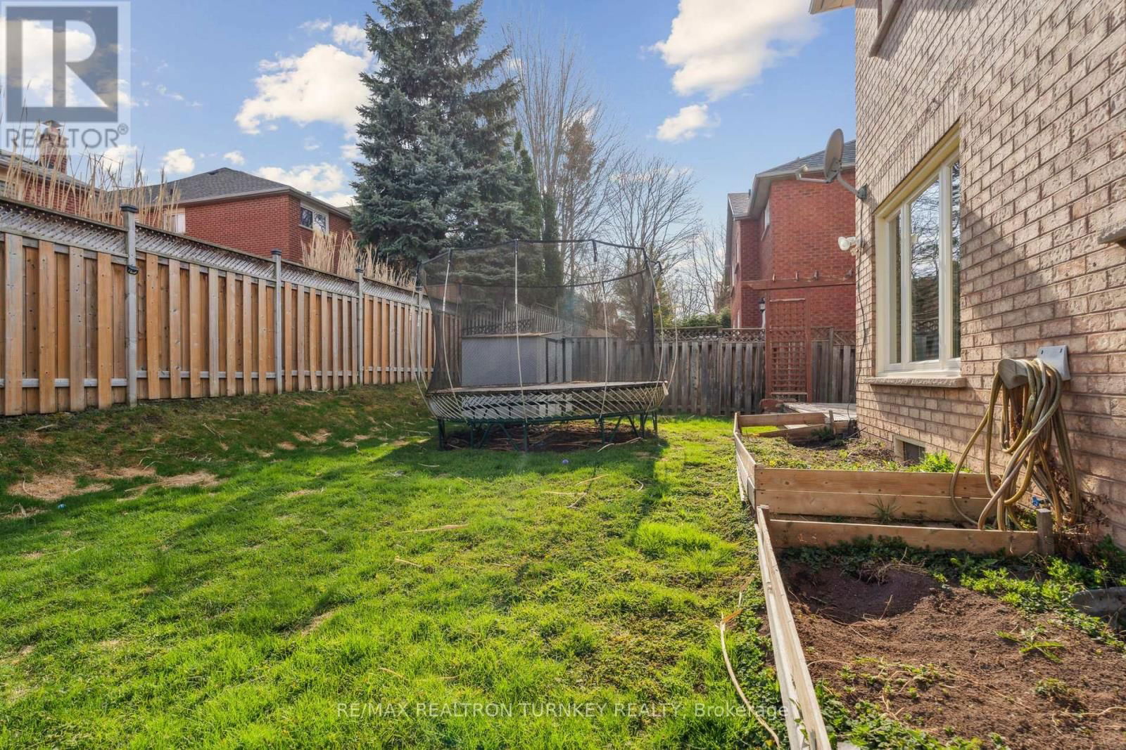 41 GOLDSMITH CRESCENT Image 39