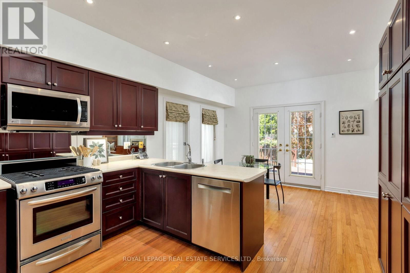 78 RUSHINGBROOK DRIVE Image 9