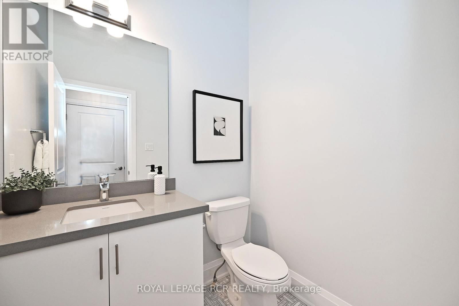 240 CONKLIN CRESCENT Image 23