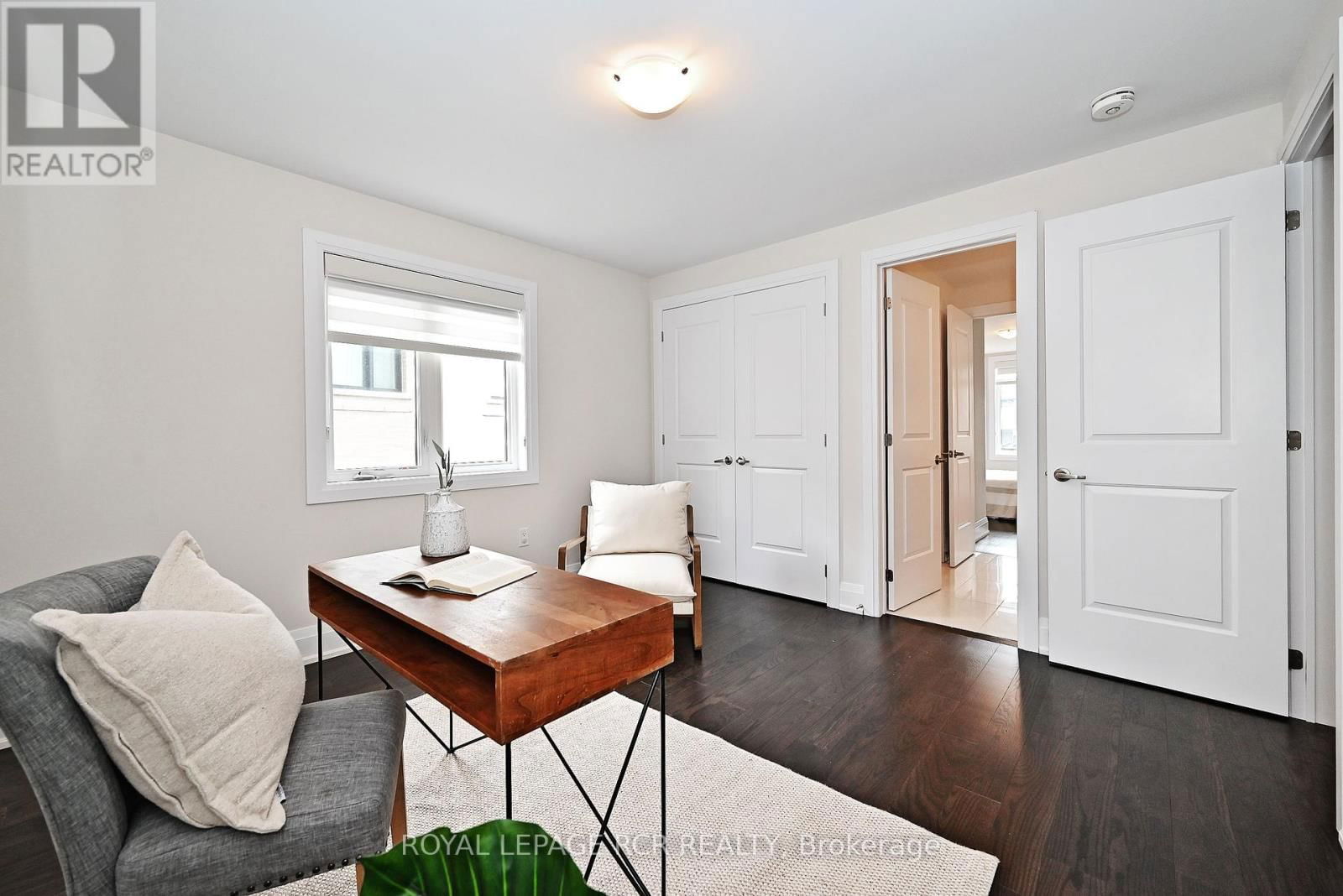 240 CONKLIN CRESCENT Image 42