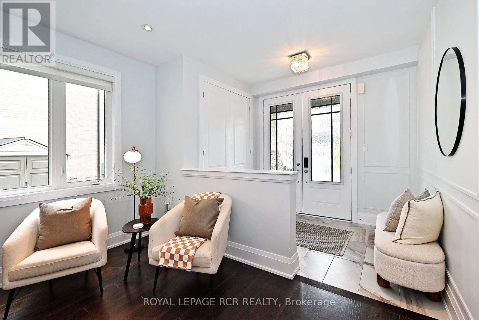240 CONKLIN CRESCENT Image 6
