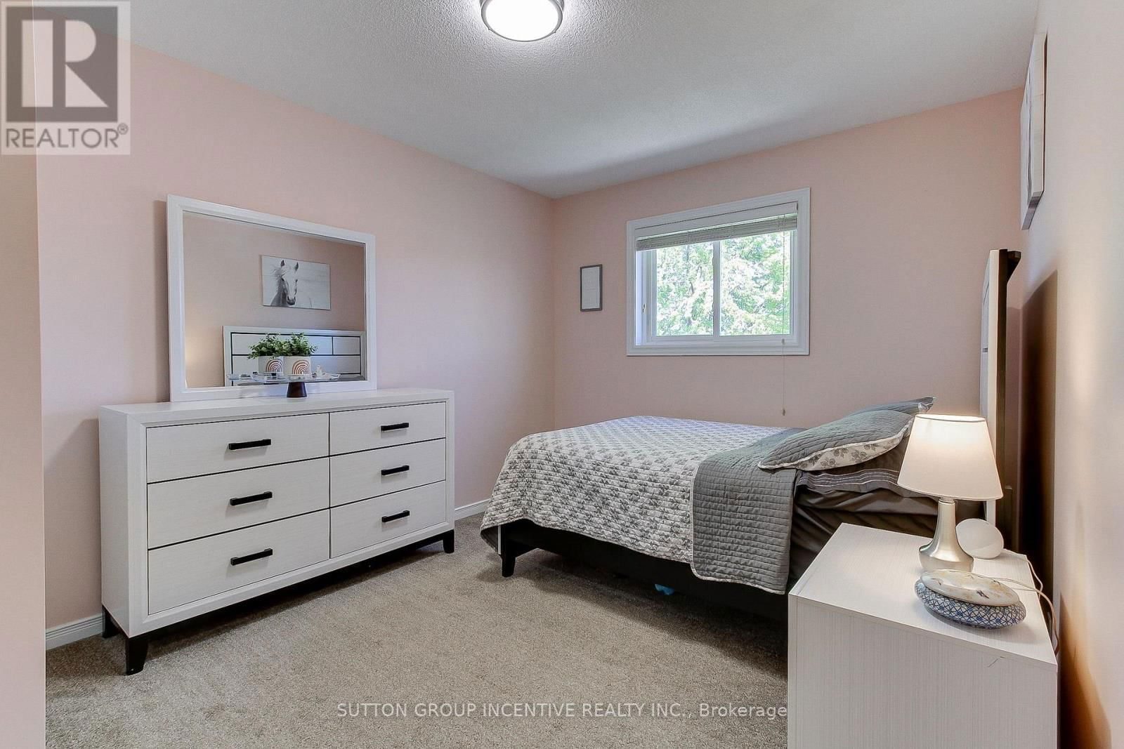 162 FAIRWOOD DRIVE Image 22