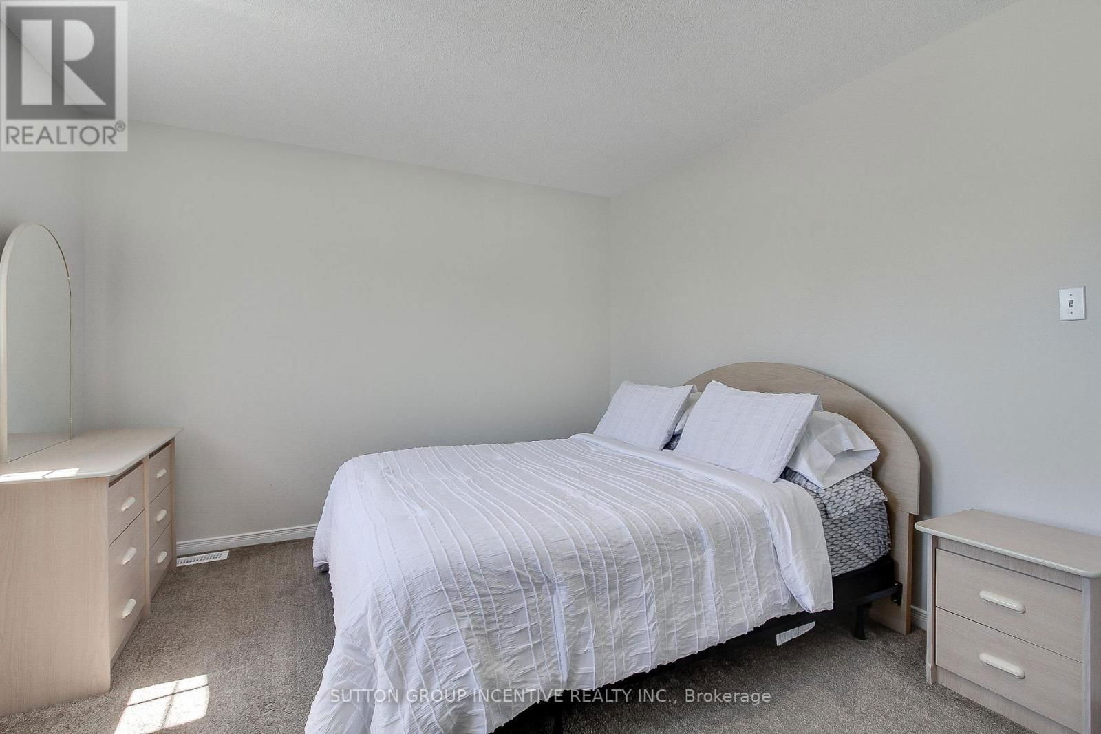 162 FAIRWOOD DRIVE Image 28