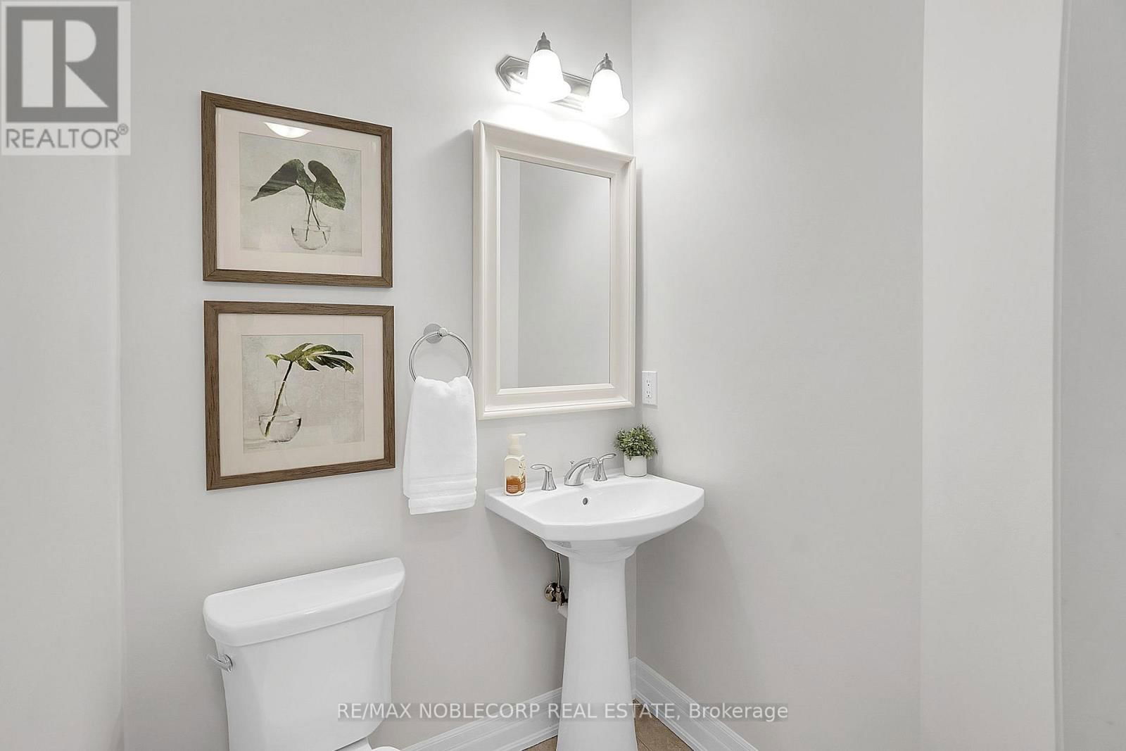 54 WELLS ORCHARD CRESCENT Image 18