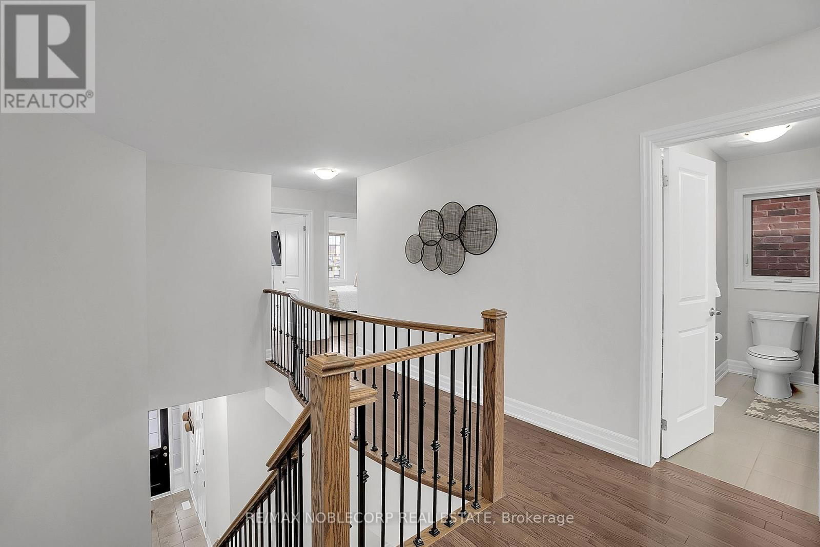 54 WELLS ORCHARD CRESCENT Image 24