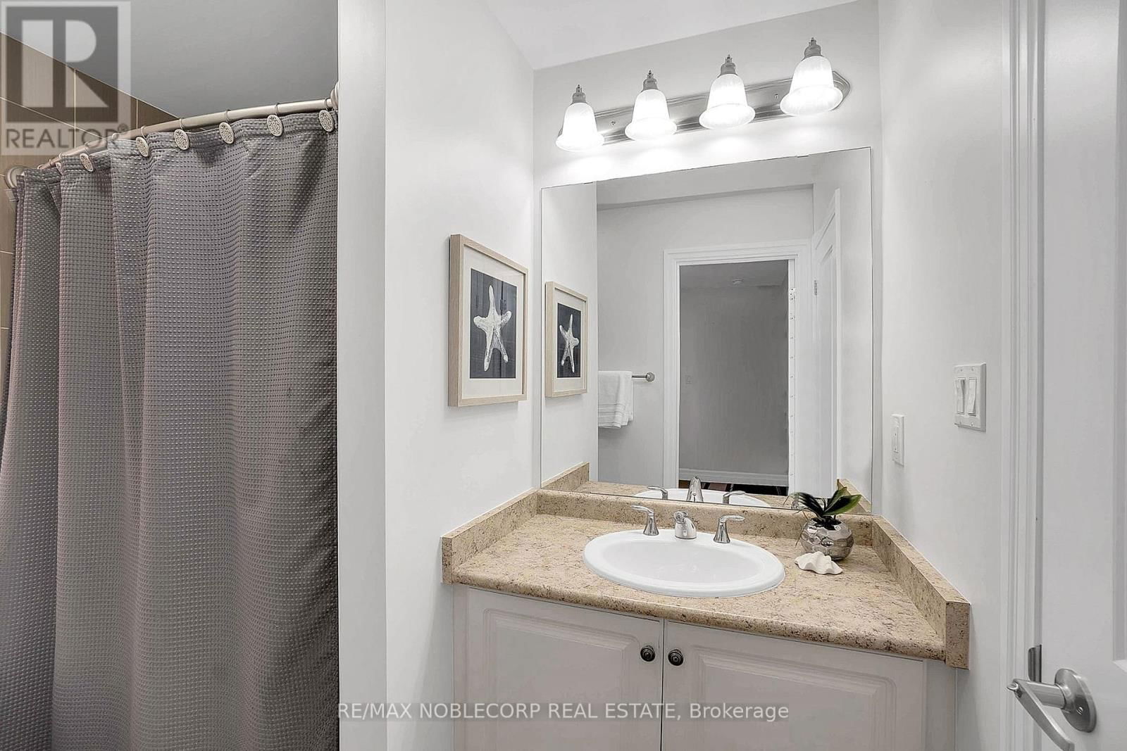 54 WELLS ORCHARD CRESCENT Image 33
