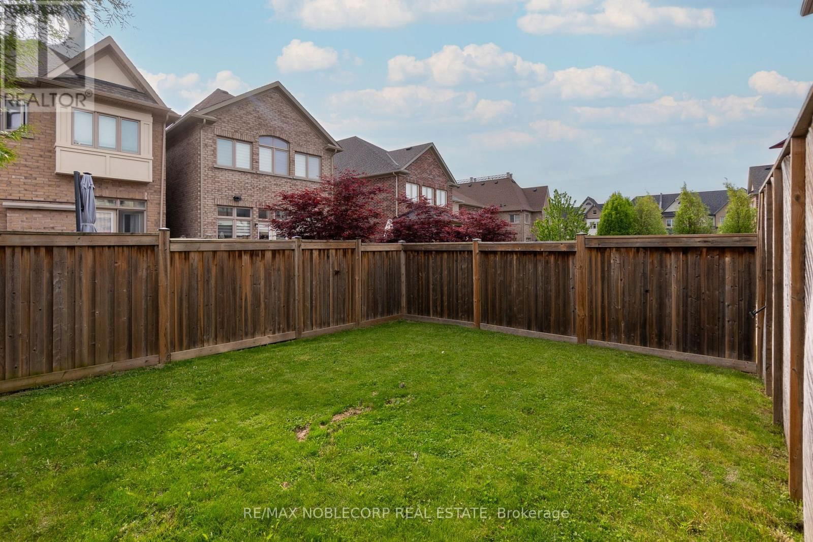 54 WELLS ORCHARD CRESCENT Image 37