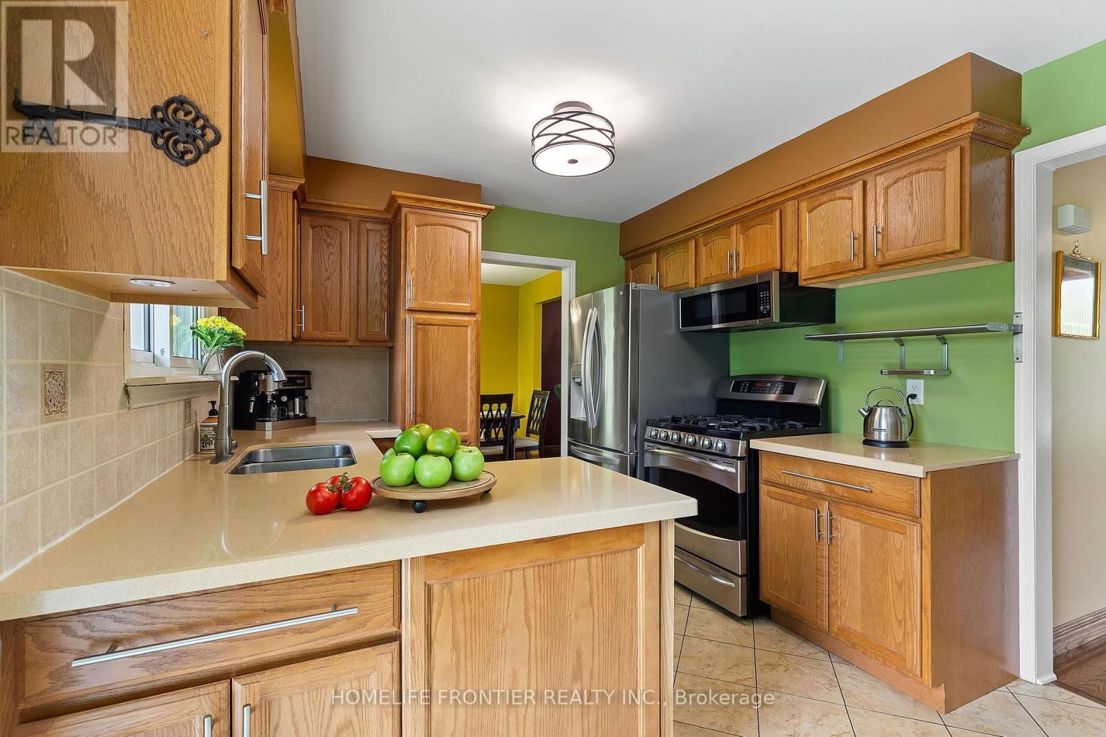 40 DELTA CRESCENT Image 12