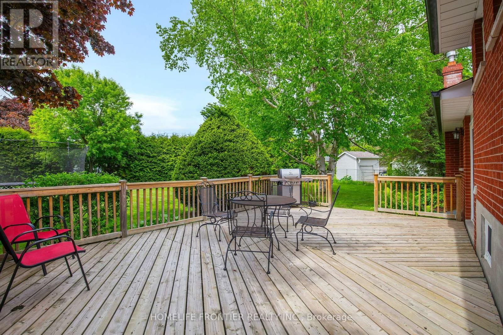 40 DELTA CRESCENT Image 35