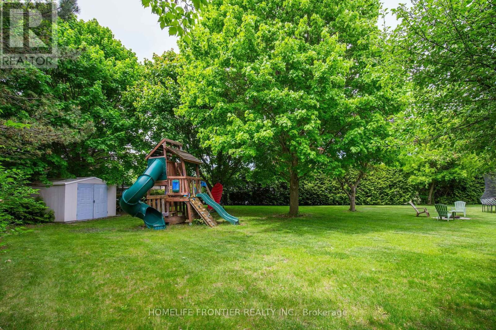 40 DELTA CRESCENT Image 39
