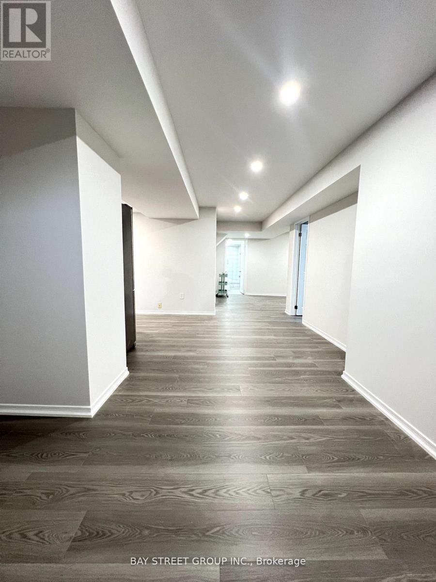 Lower - 21 WINCANTON ROAD Image 3