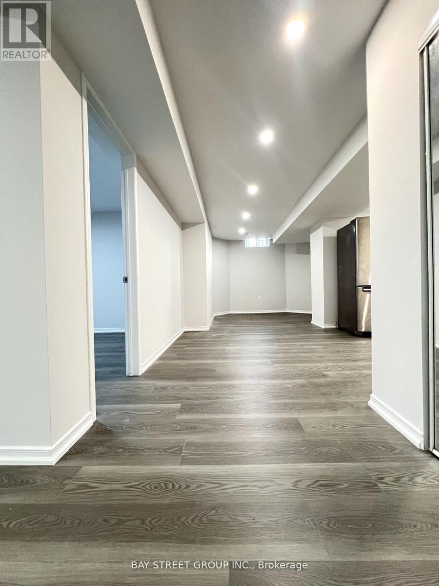 Lower - 21 WINCANTON ROAD Image 4