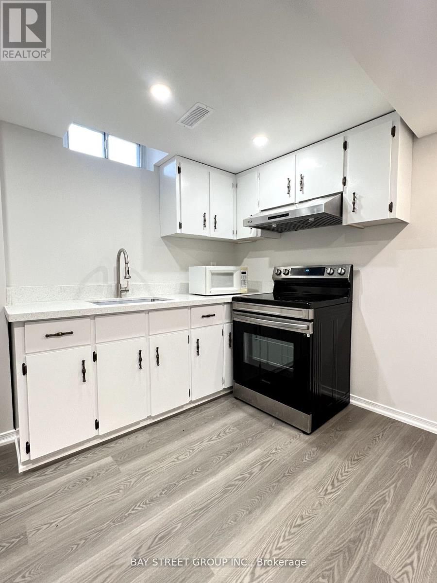 Lower - 21 WINCANTON ROAD Image 5