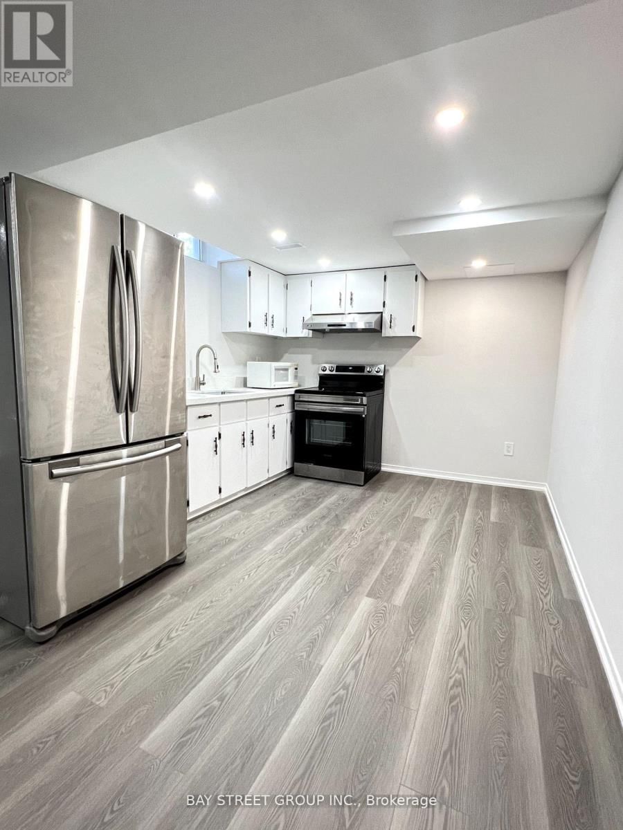 Lower - 21 WINCANTON ROAD Image 6
