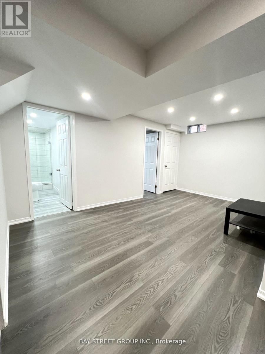 Lower - 21 WINCANTON ROAD Image 7