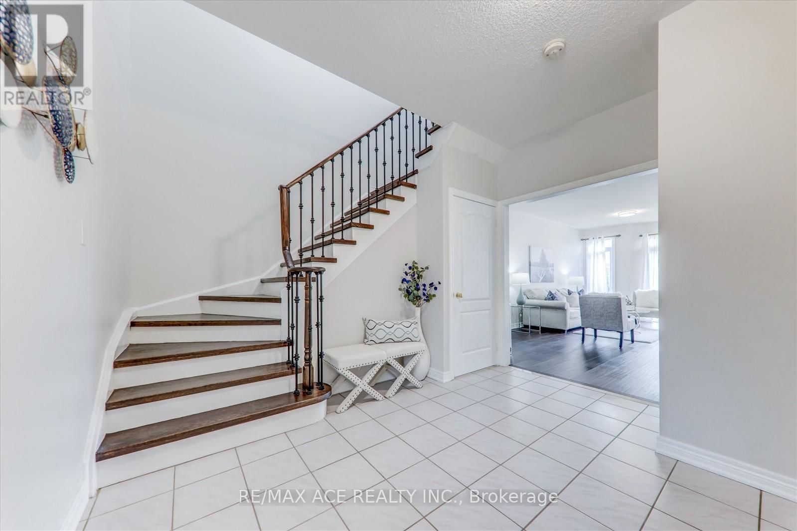 95 ANGELICA AVENUE Image 6