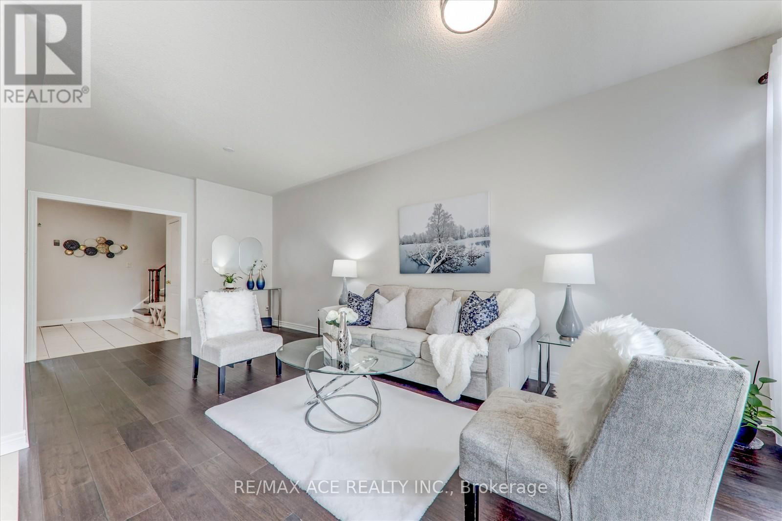 95 ANGELICA AVENUE Image 8