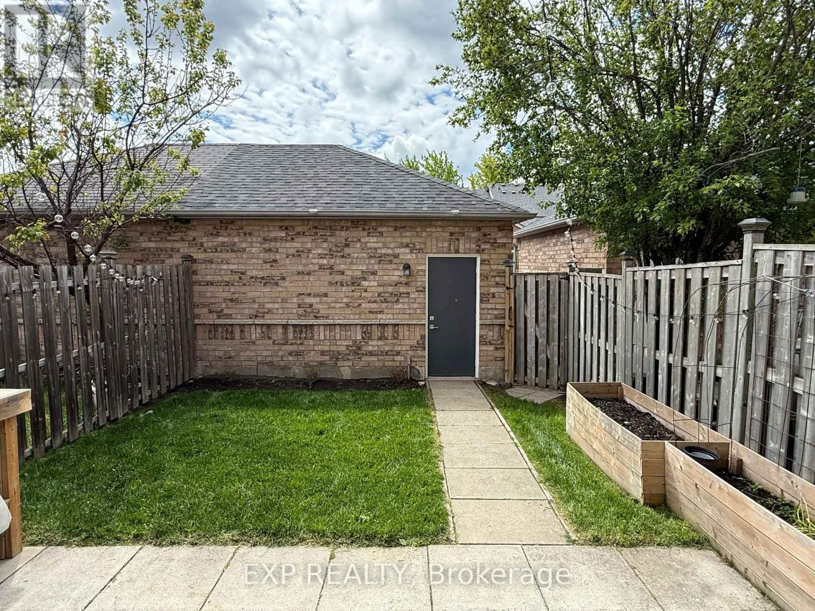 61 SONOMA BOULEVARD Image 21