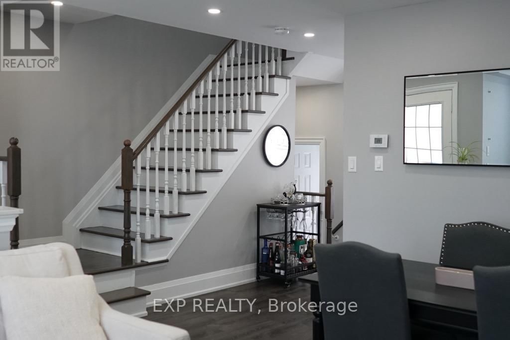 61 SONOMA BOULEVARD Image 5