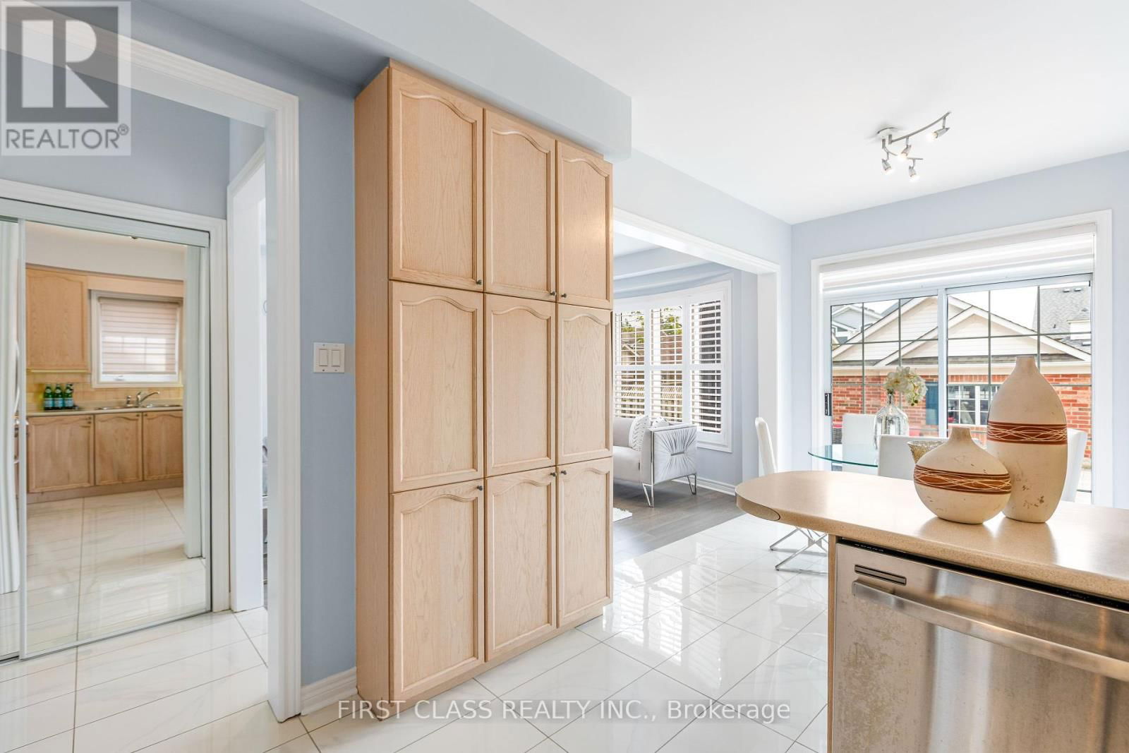 31 DONALD SIM AVENUE Image 12