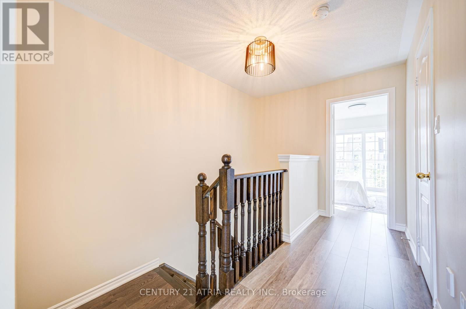 39 ANTHONY ROMAN AVENUE Image 36