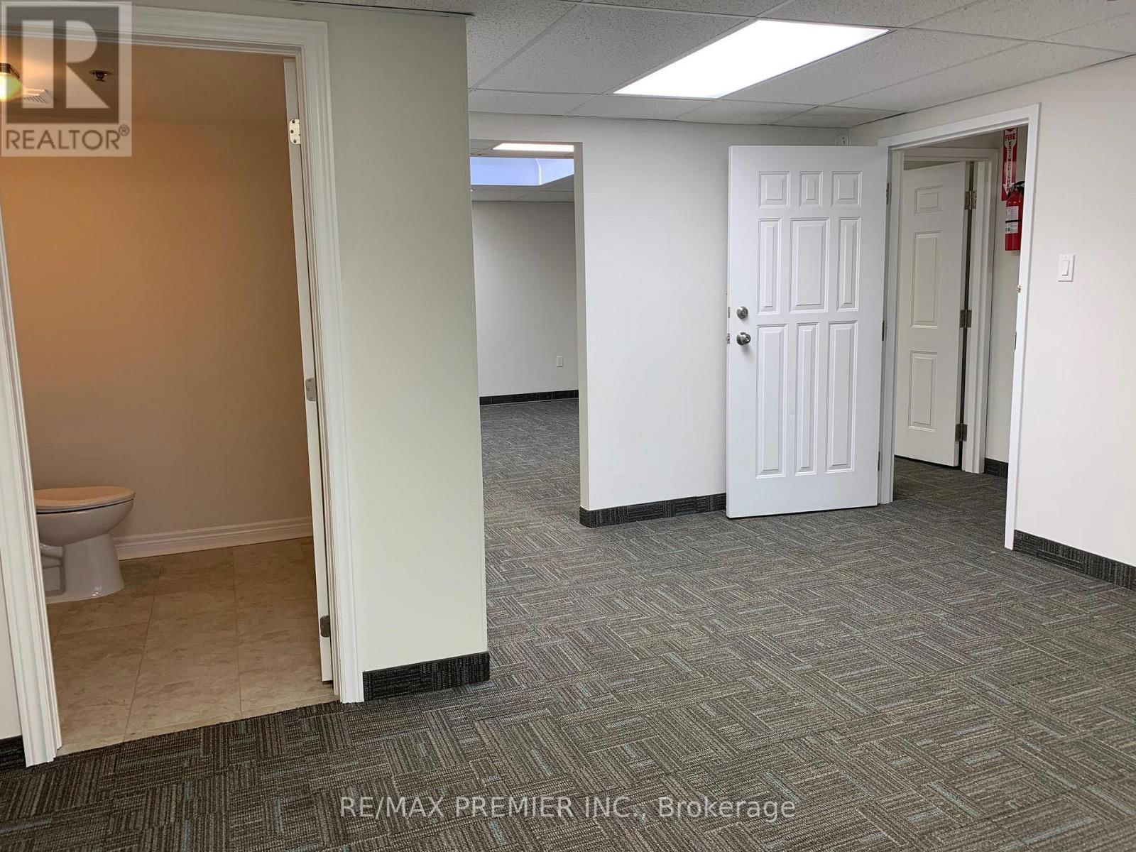 6 - 136 WINGES ROAD Image 15