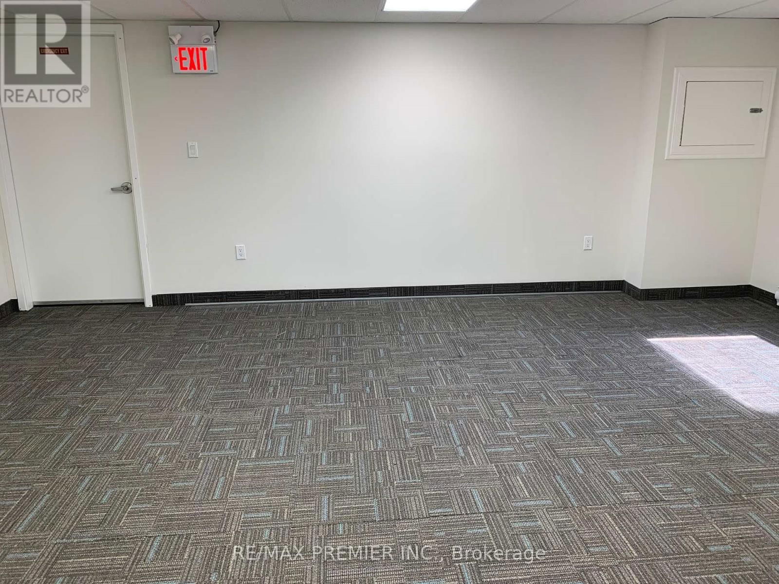6 - 136 WINGES ROAD Image 20