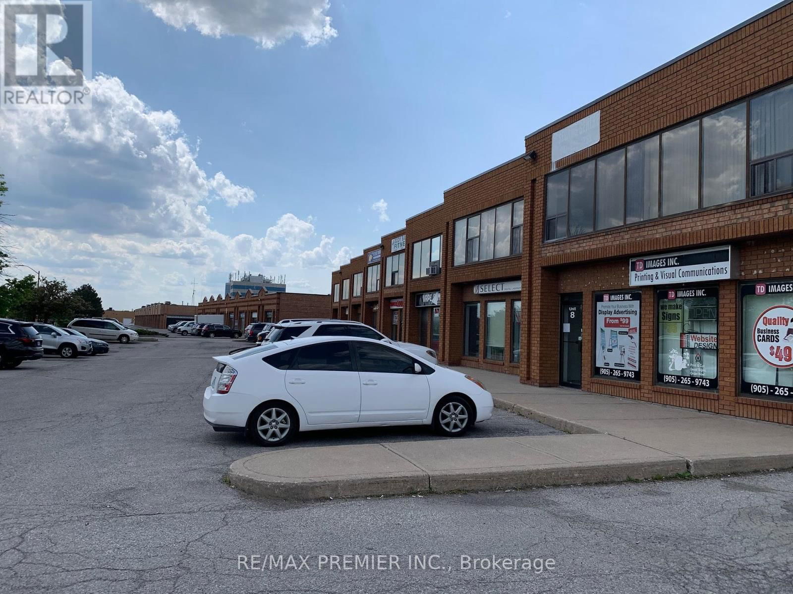 6 - 136 WINGES ROAD Image 25
