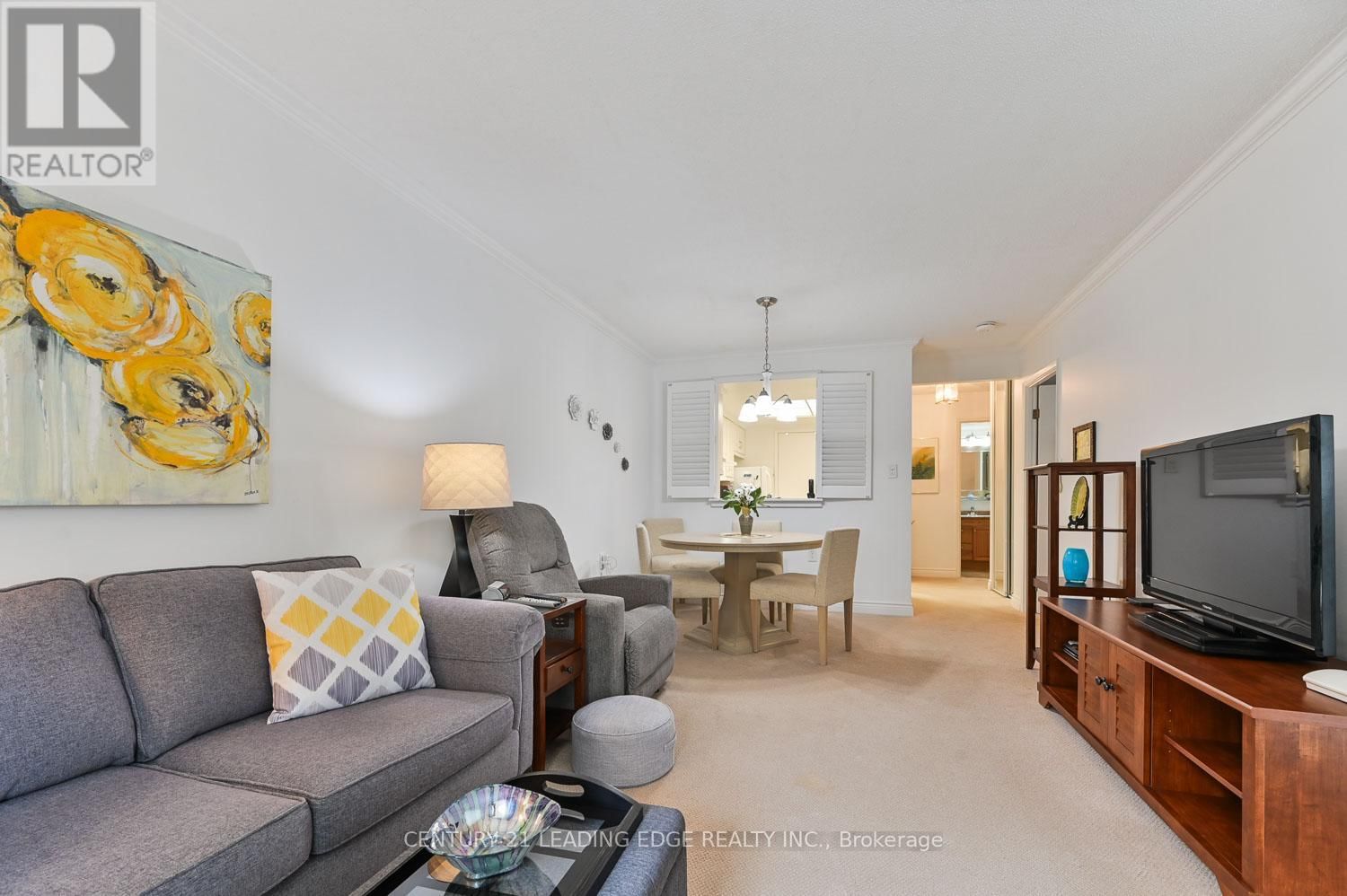 118 - 100 ANNA RUSSELL WAY Image 9