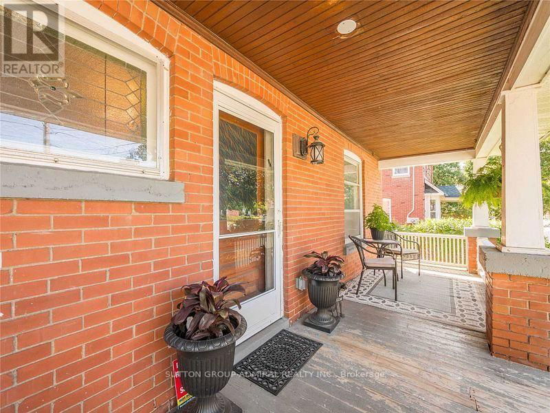 Tertiary Property View