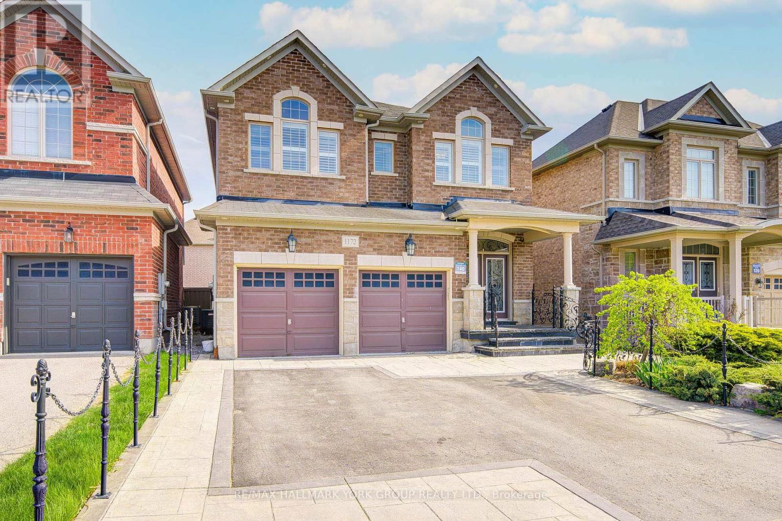 1172 BLENCOWE CRESCENT Image 2