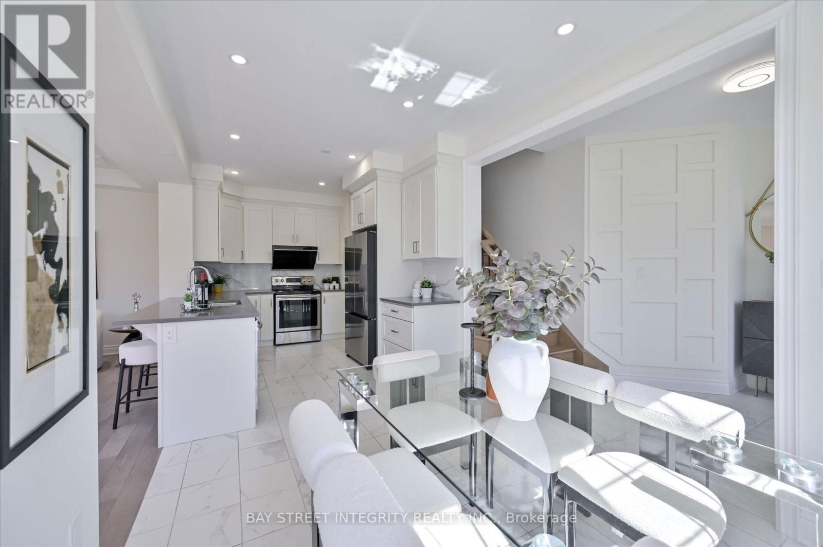 61 HARTNEY DRIVE Image 12