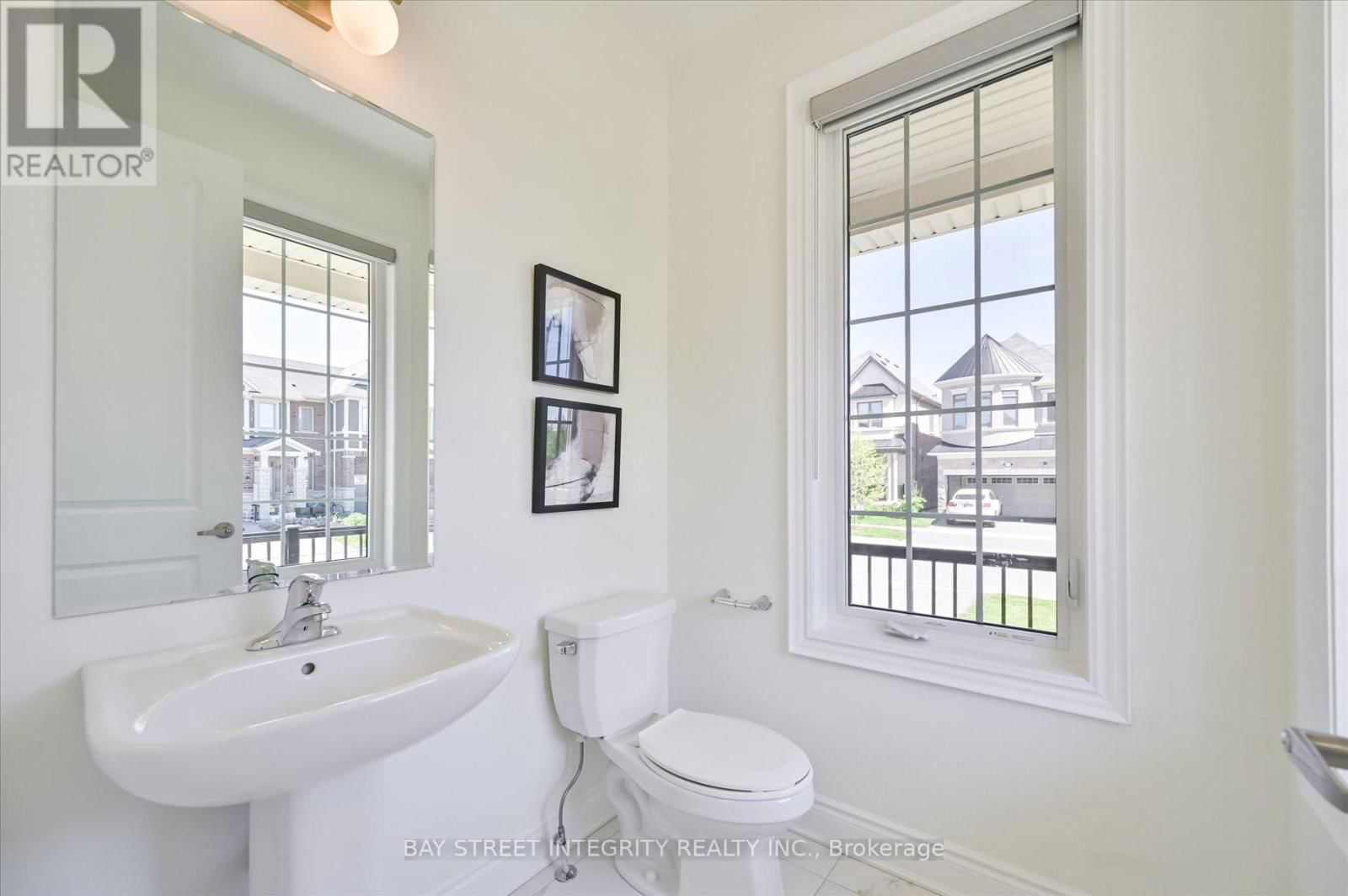 61 HARTNEY DRIVE Image 17