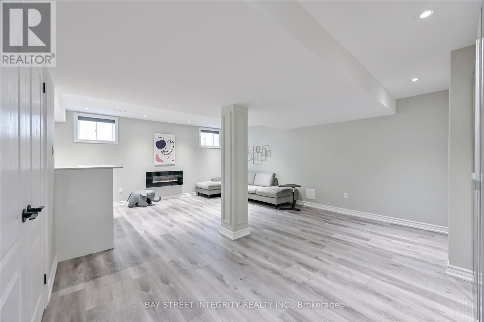 61 HARTNEY DRIVE Image 31