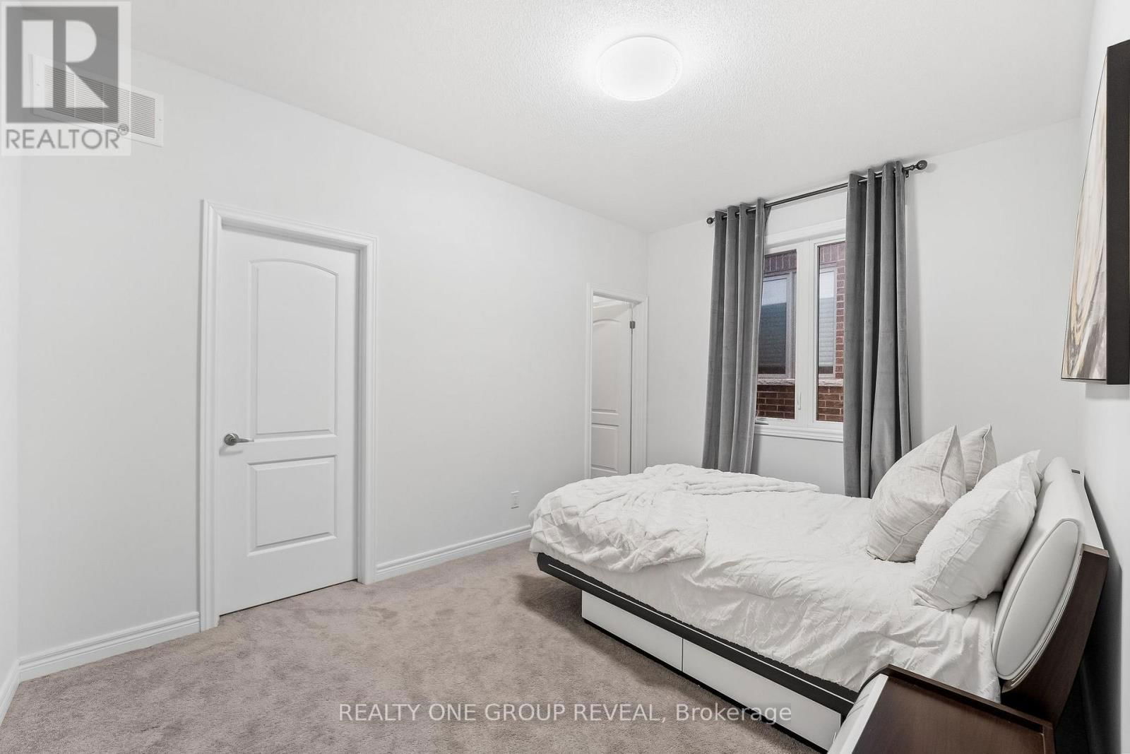 46 BUSATO DRIVE Image 17