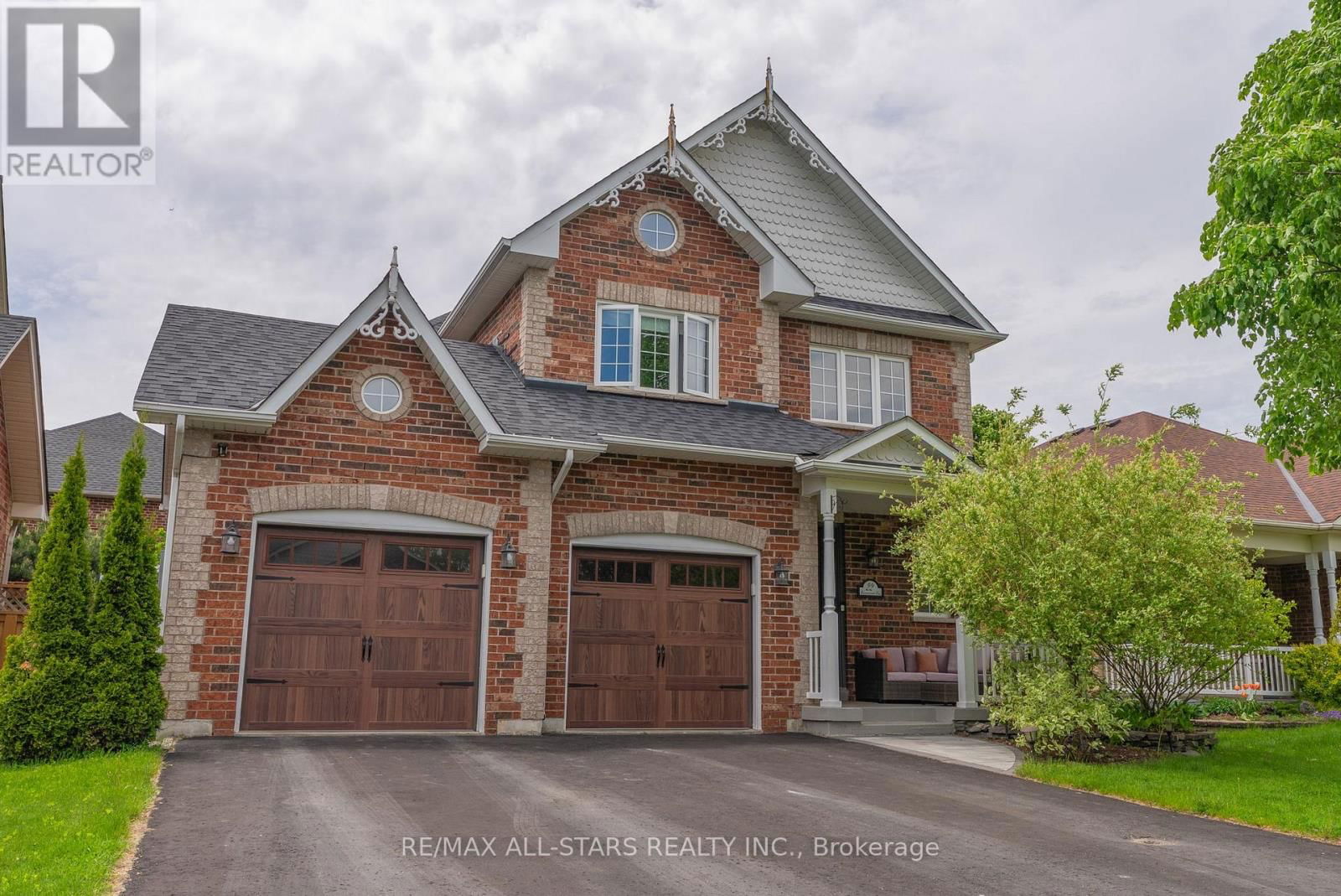 22 BROWNSCOMBE CRESCENT Image 1