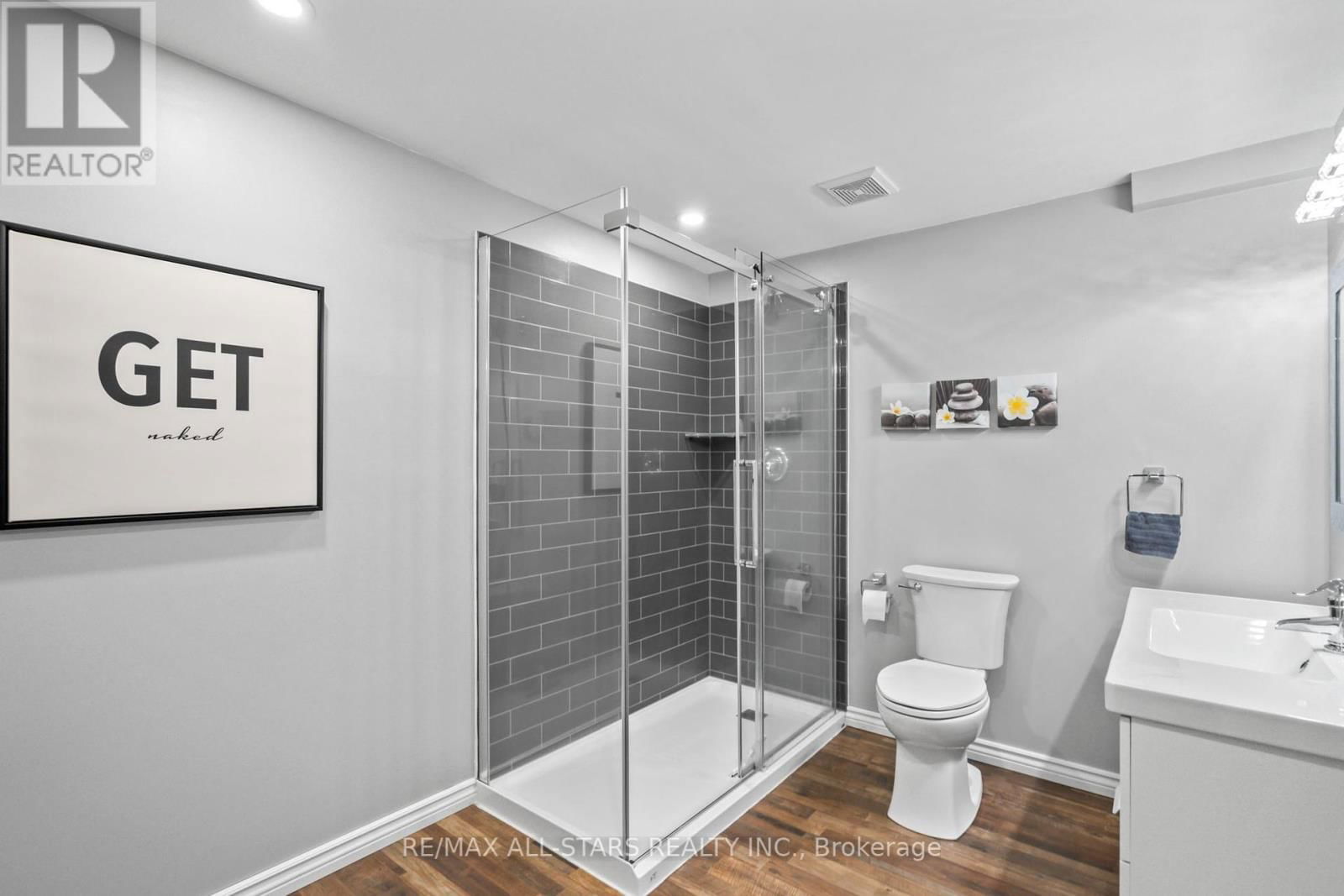 22 BROWNSCOMBE CRESCENT Image 21