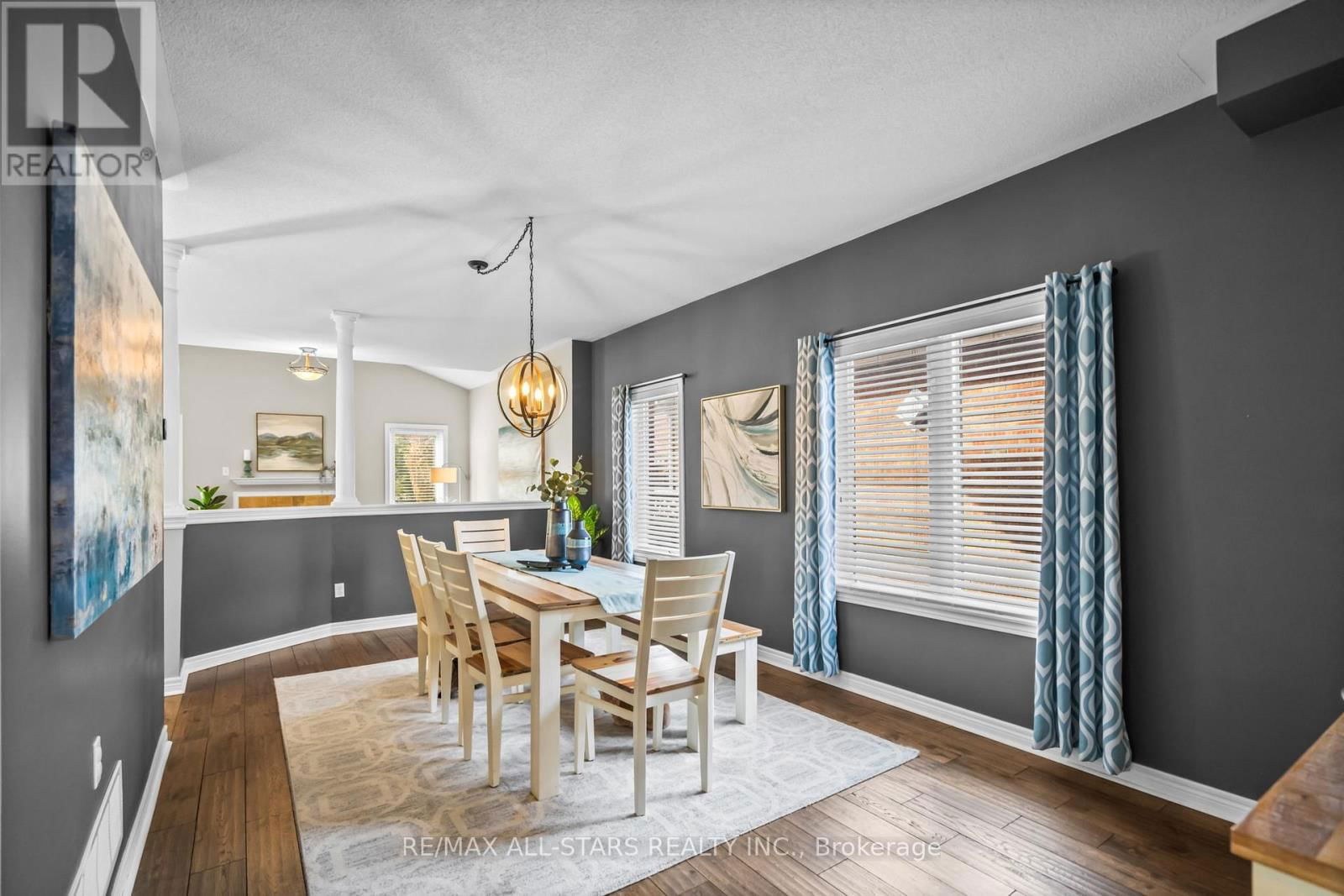 22 BROWNSCOMBE CRESCENT Image 5