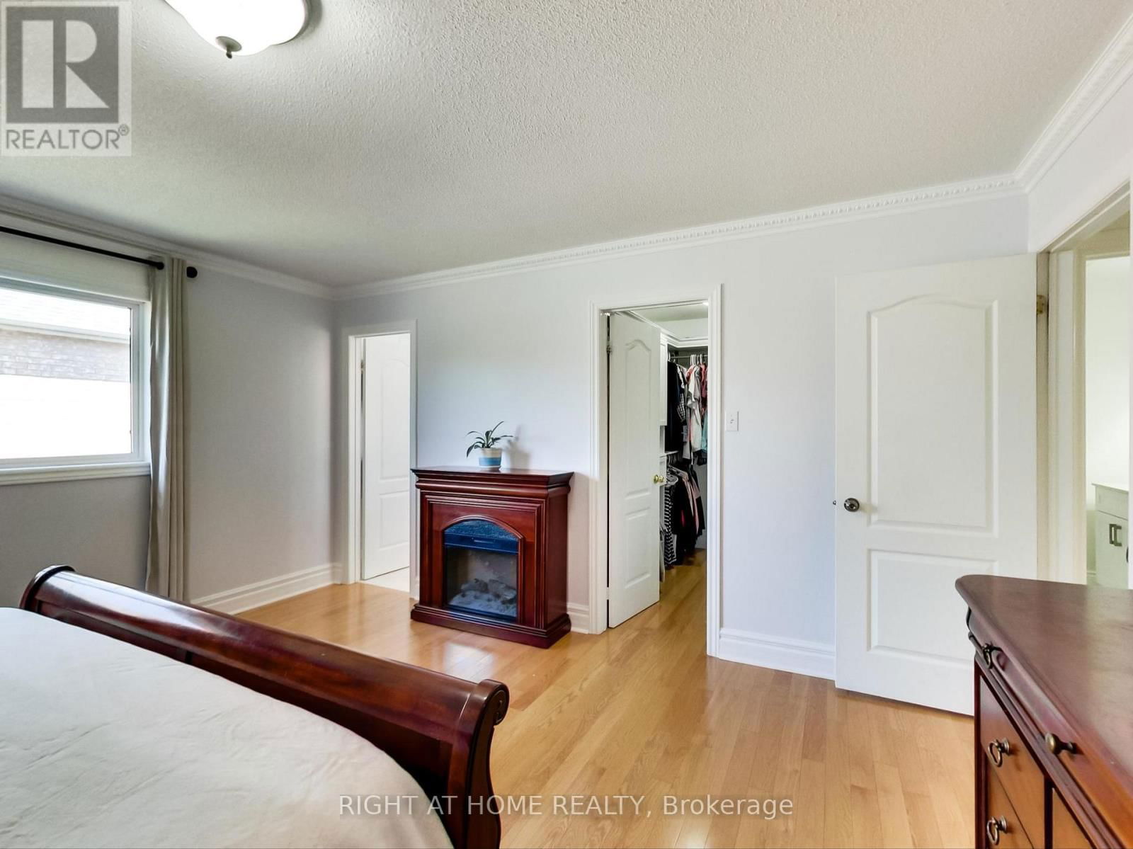 331 AUSTIN PAUL DRIVE Image 32