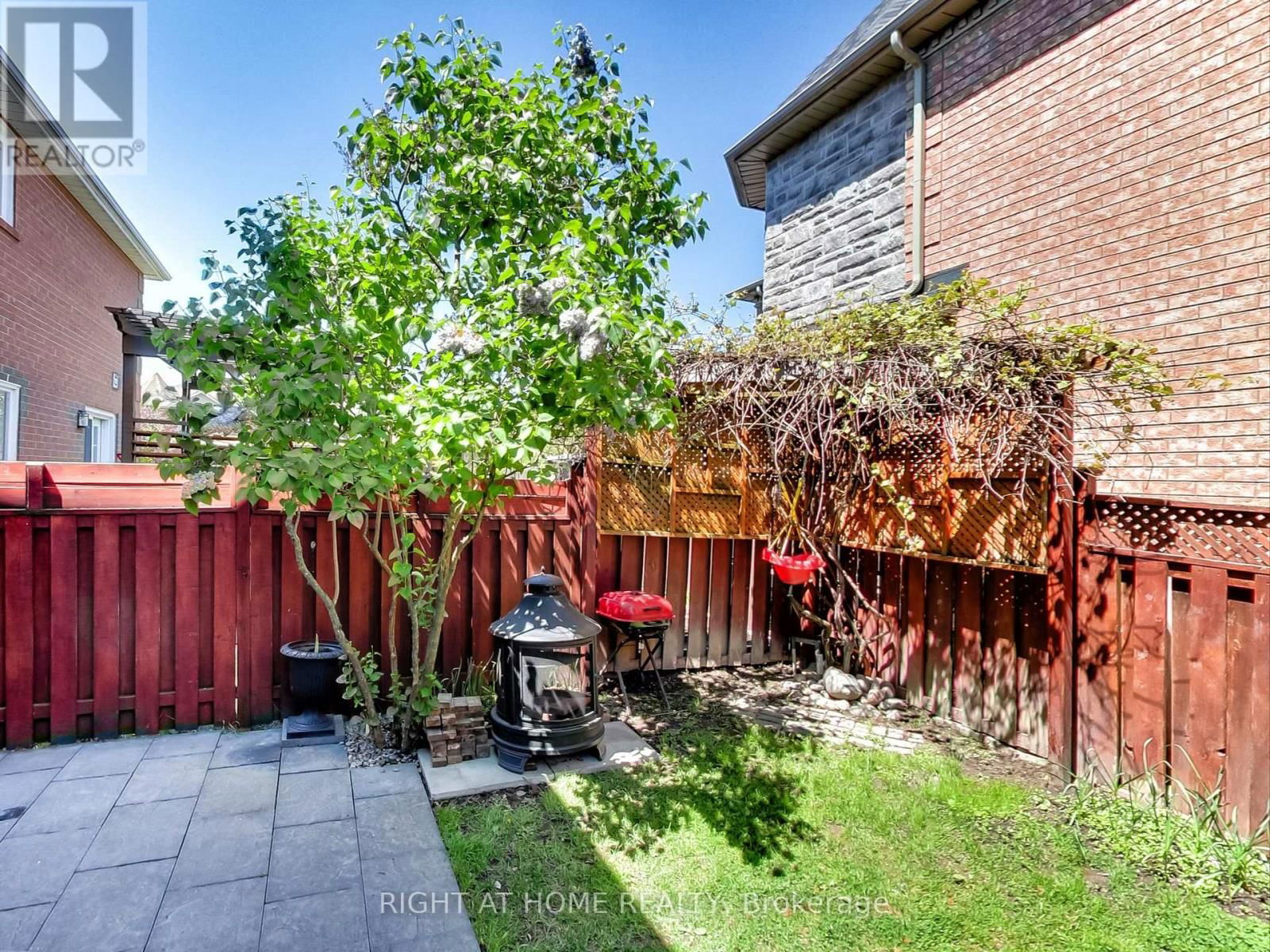 331 AUSTIN PAUL DRIVE Image 44