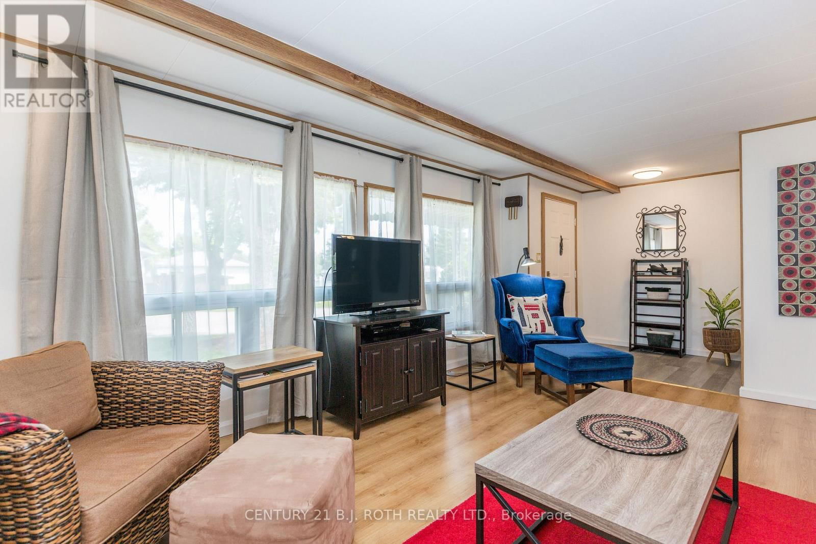 63 FLORA DRIVE Image 11