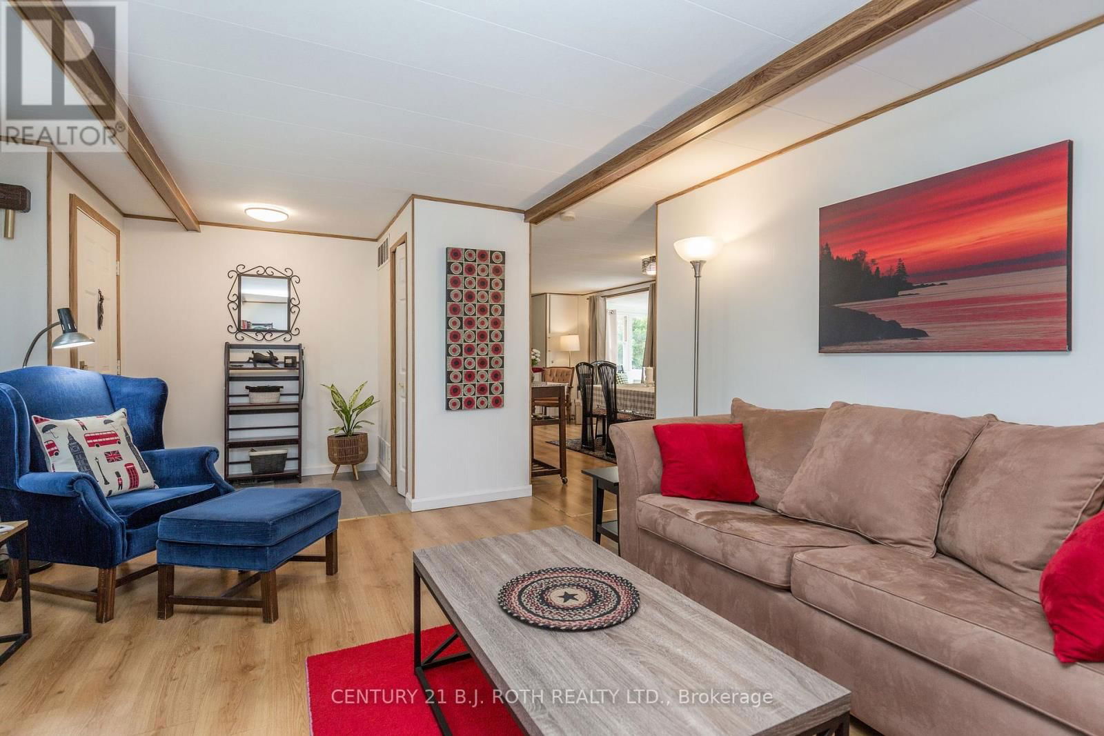 63 FLORA DRIVE Image 12