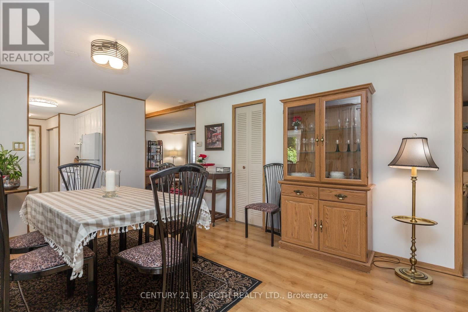 63 FLORA DRIVE Image 17