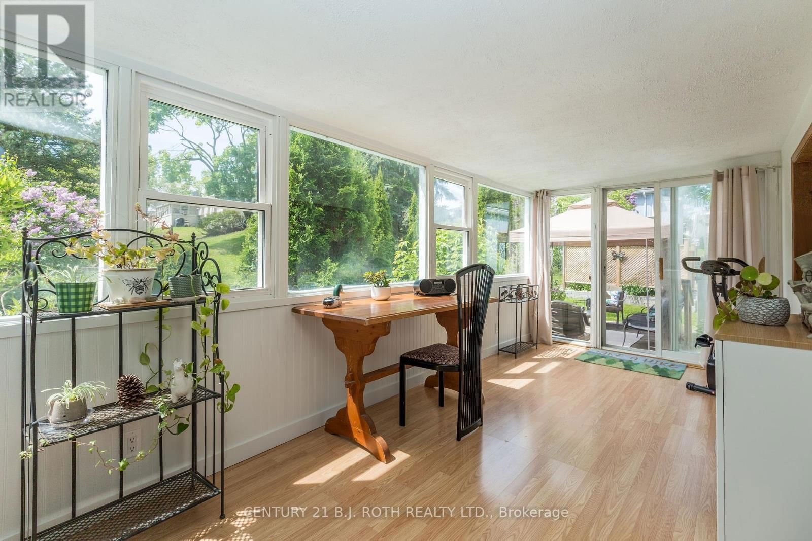 63 FLORA DRIVE Image 23