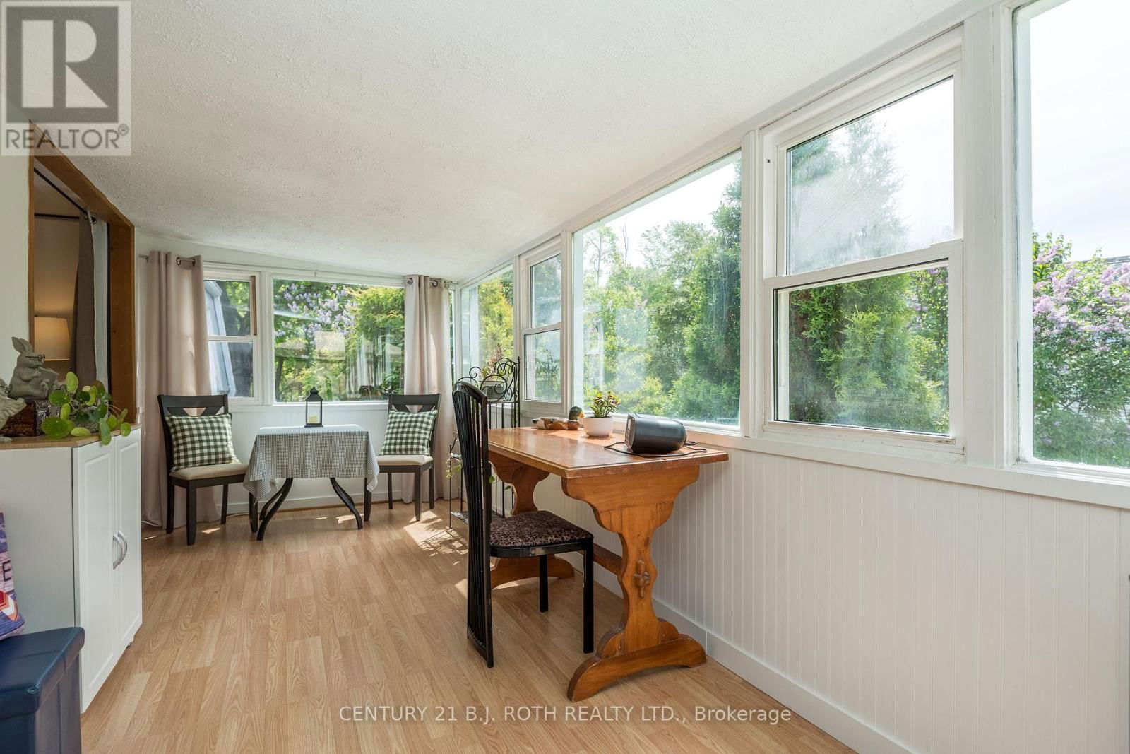 63 FLORA DRIVE Image 24