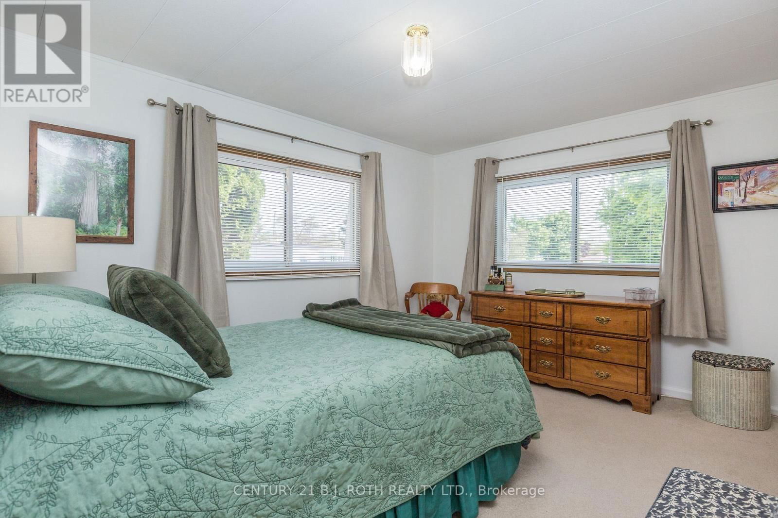 63 FLORA DRIVE Image 29