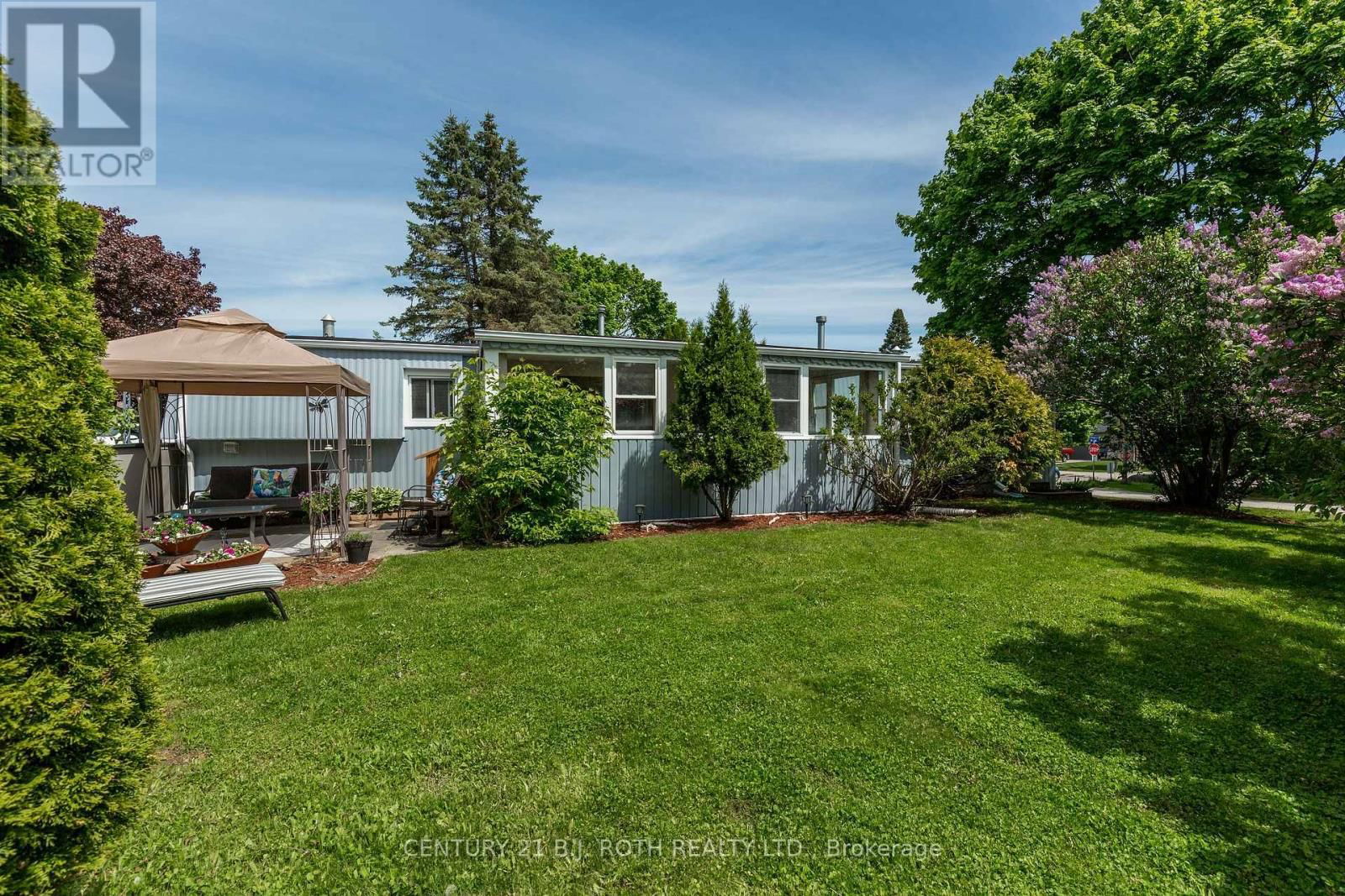 63 FLORA DRIVE Image 37