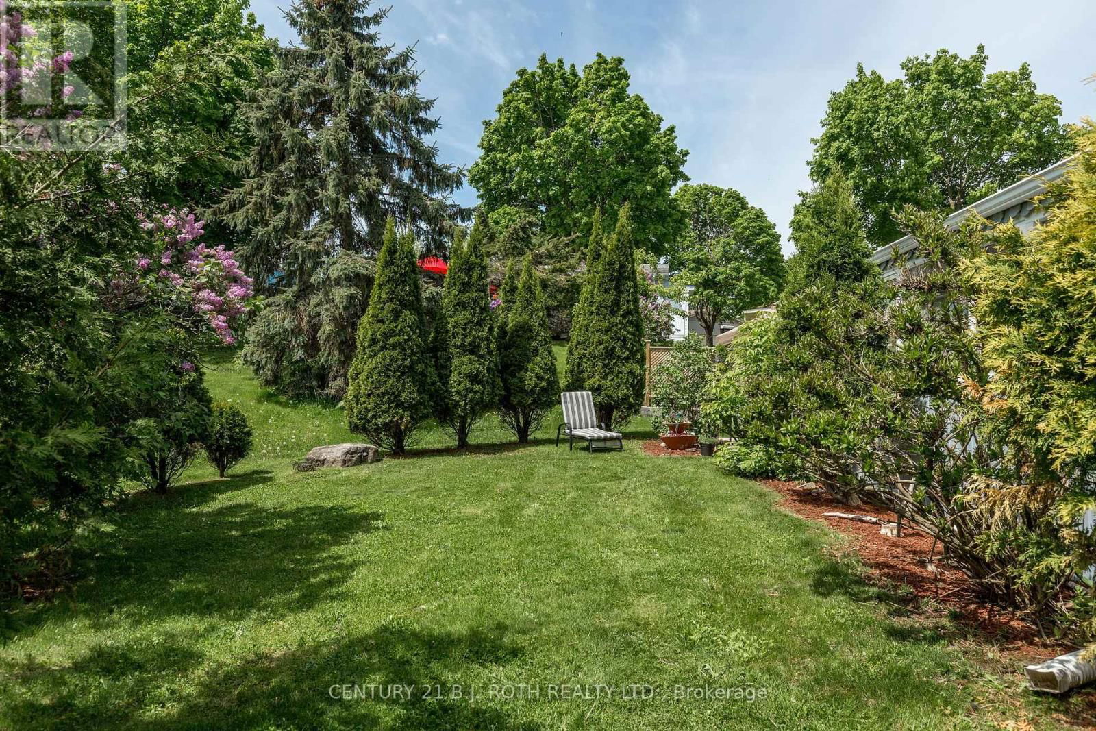 63 FLORA DRIVE Image 38