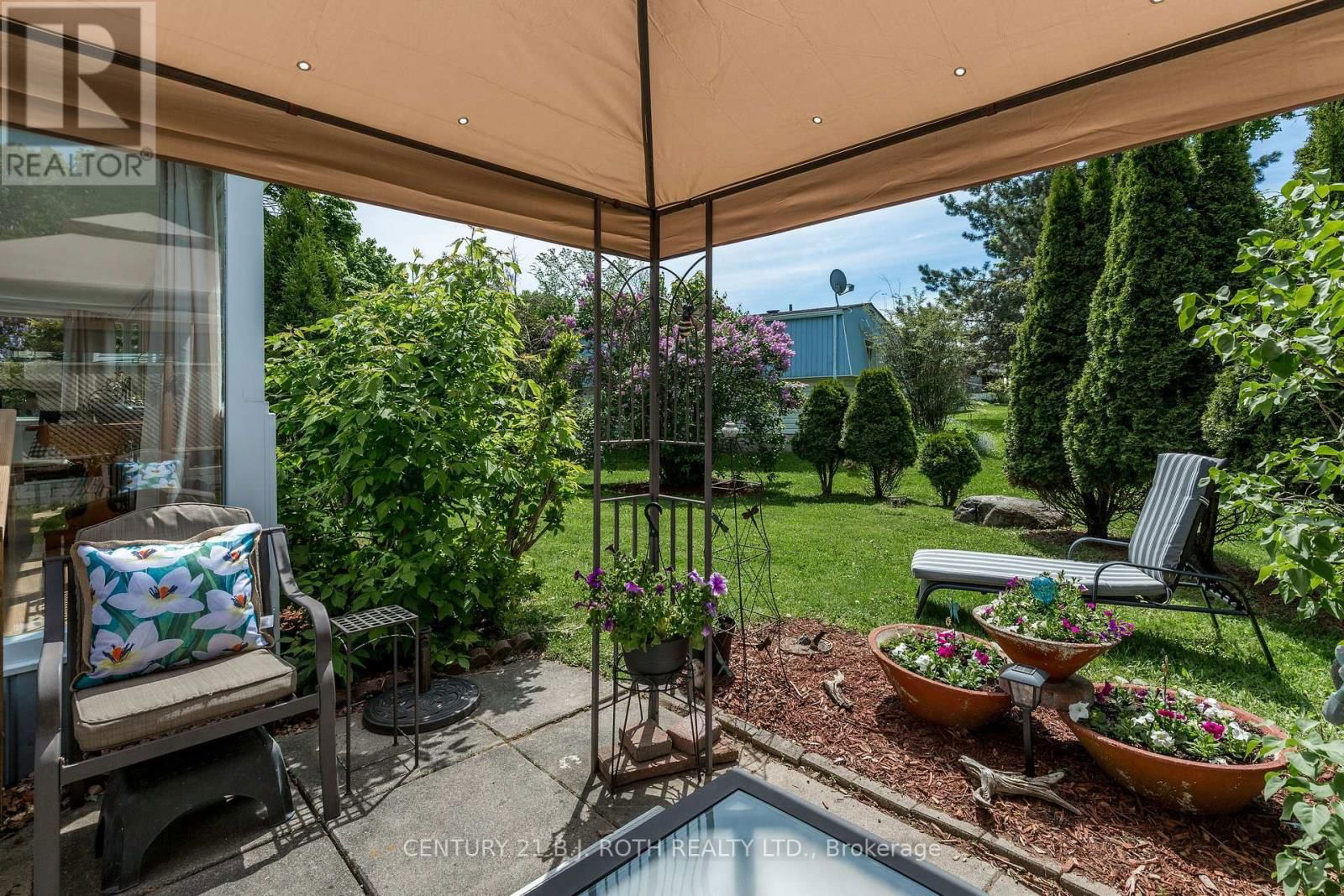 63 FLORA DRIVE Image 43